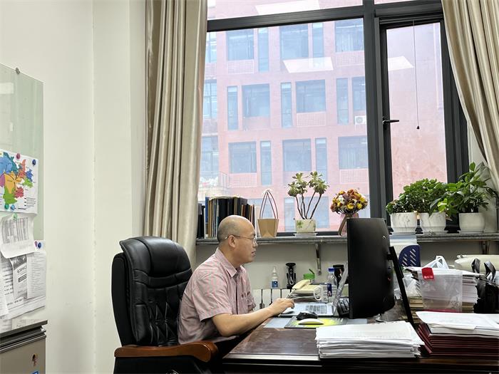 胡小平经理介绍yl23411永利官网及学科概况2-700.jpg