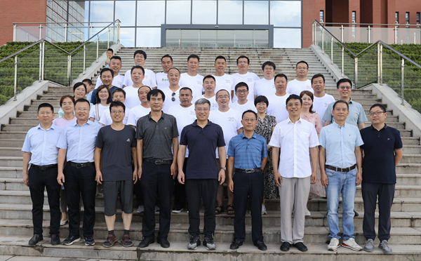 1c547fc1a9b348c59f51186603faeb9f.png 99级员工毕业20周年师生座谈会.png